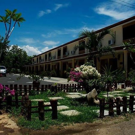 Putra Putri Lodge Кангар Экстерьер фото